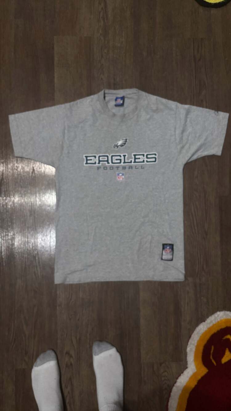 Vintage Reebok Philadelphia Eagles NFL Team Apparel T-Shirt Gray